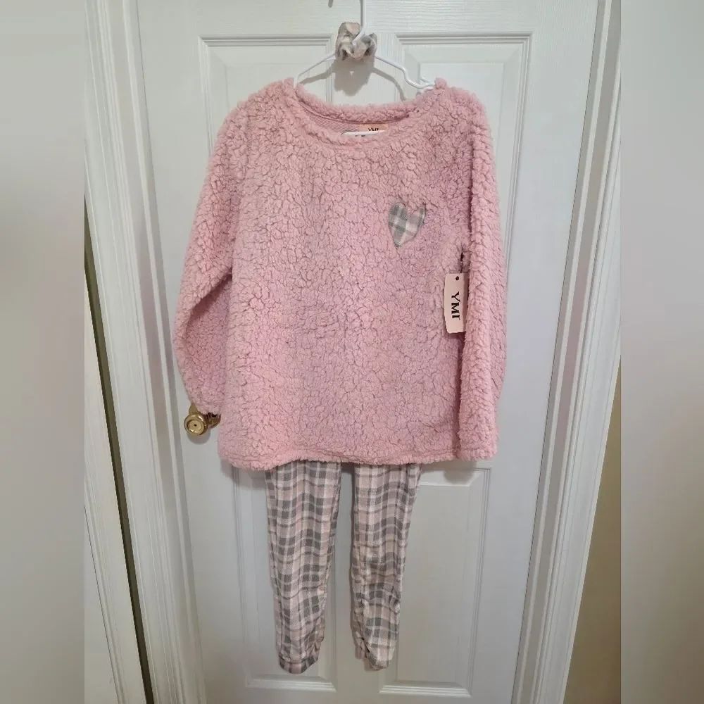 YMI Pink Fleece Pajama Set NWTS Lg